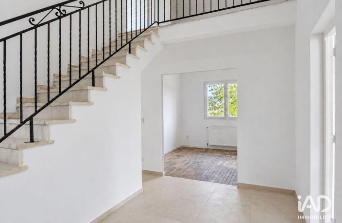 Vente Maison/villa 7 pièces — photo 2