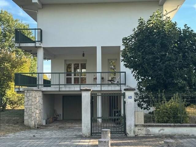 Vente Maison/villa 7 pièces — photo du bien