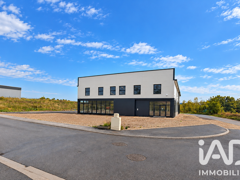 Vente Boutique/Local commercial 1 249 m&sup2; — photo 1
