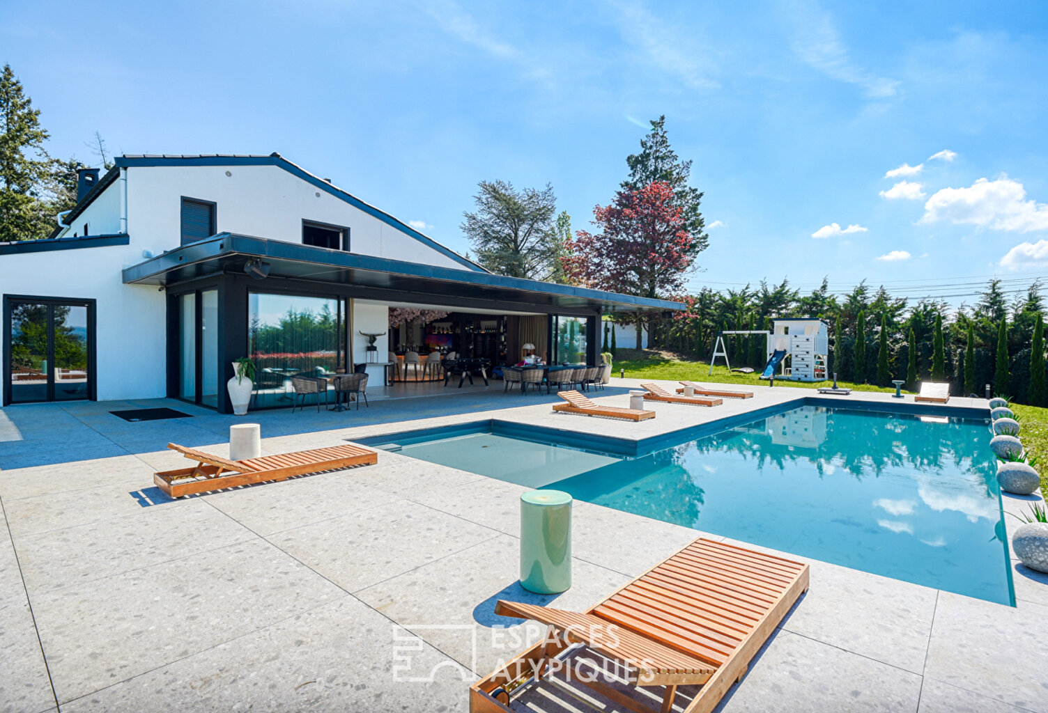 Villa d'exception avec piscine et vue — photo 1