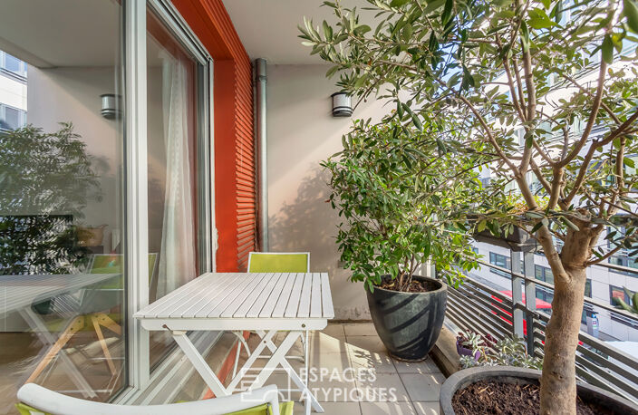 Appartement contemporain rénové avec verrière et balcon — photo 2