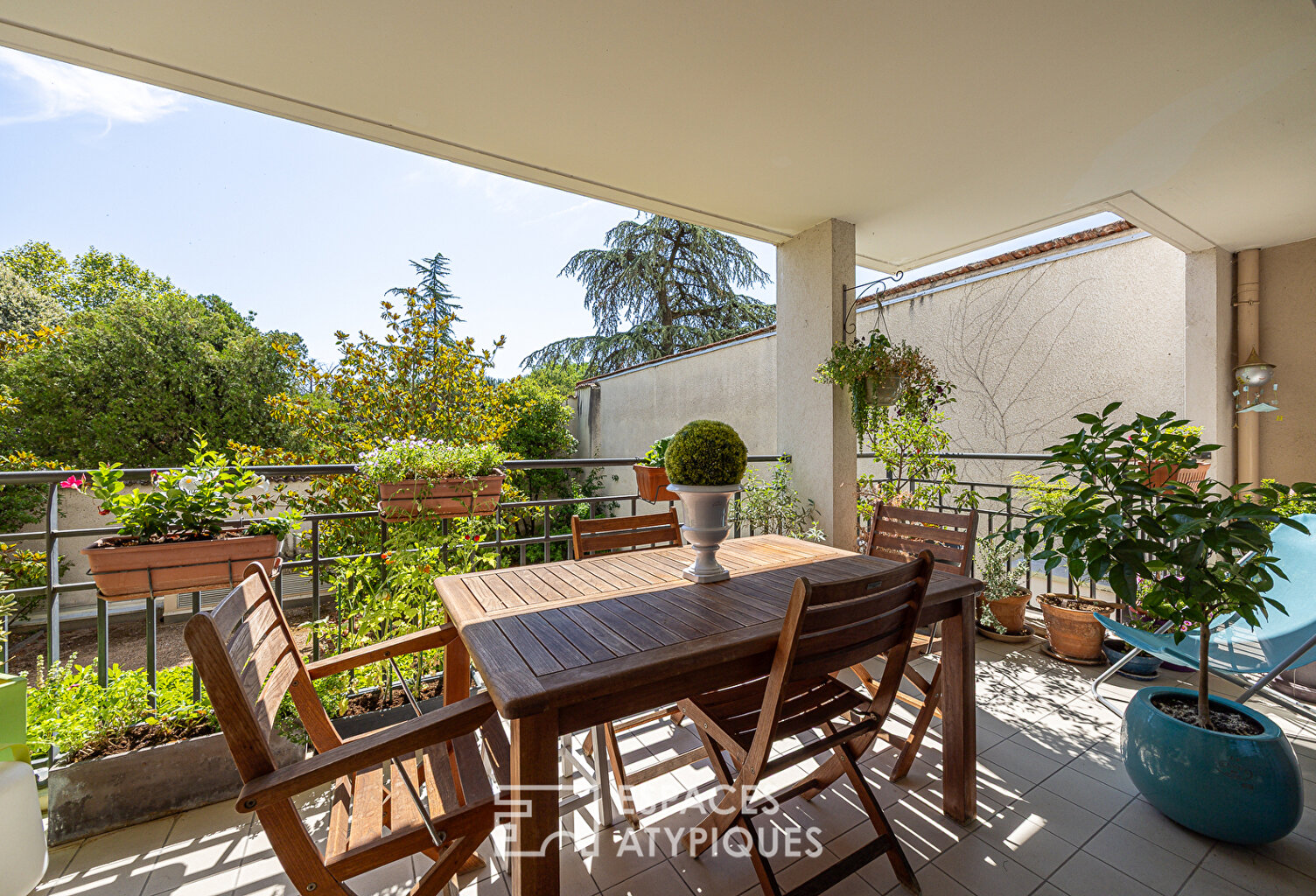 Appartement contemporain avec balcon — photo 1
