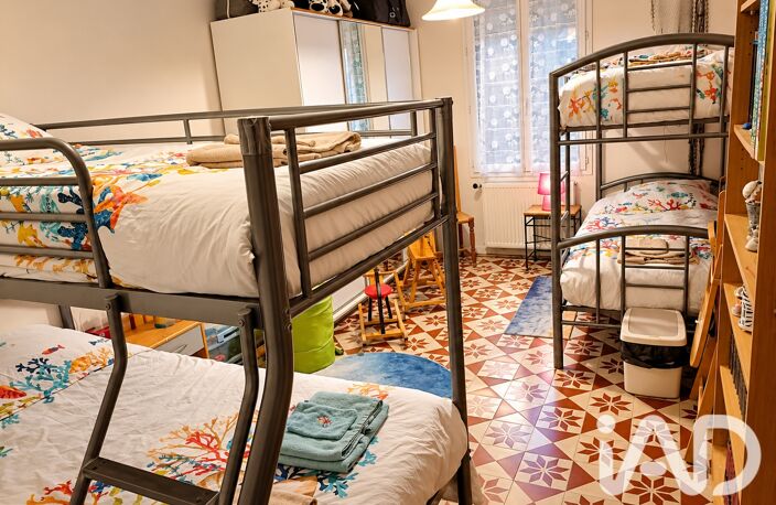Vente Maison/villa 8 pièces — photo 2