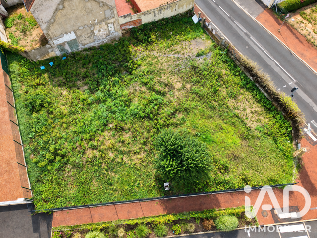 Vente Terrain 700 m&sup2; — photo du bien