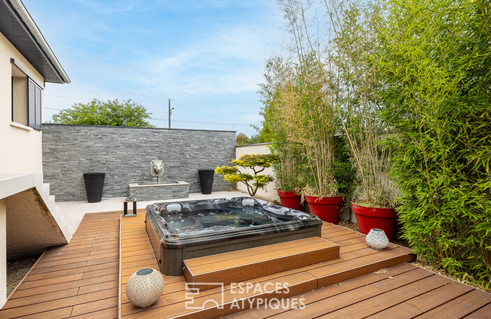 Contemporaine et piscine ou l'art de vivre en extérieur paysagé — photo 3