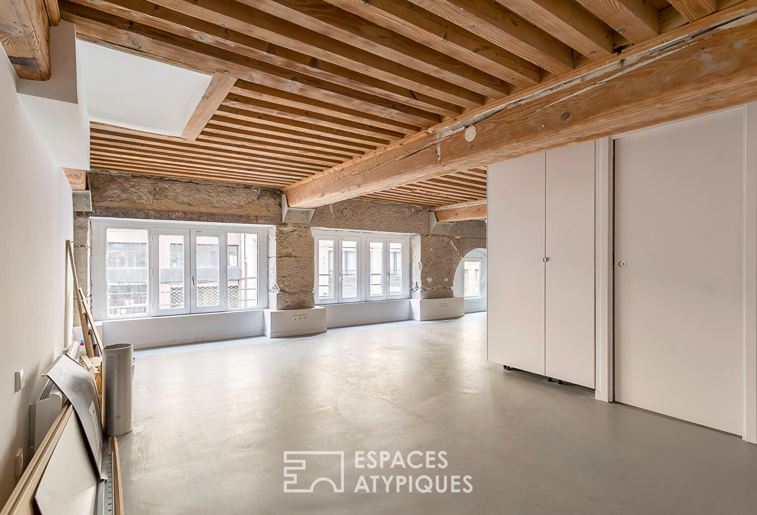 Esprit atelier pour cette ancienne loge réinventée à Gambetta — photo 1
