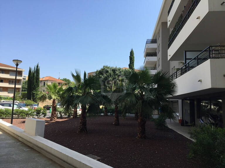 Appartement de type 3 avec Terrasse, Marseille 11ème. — photo 1