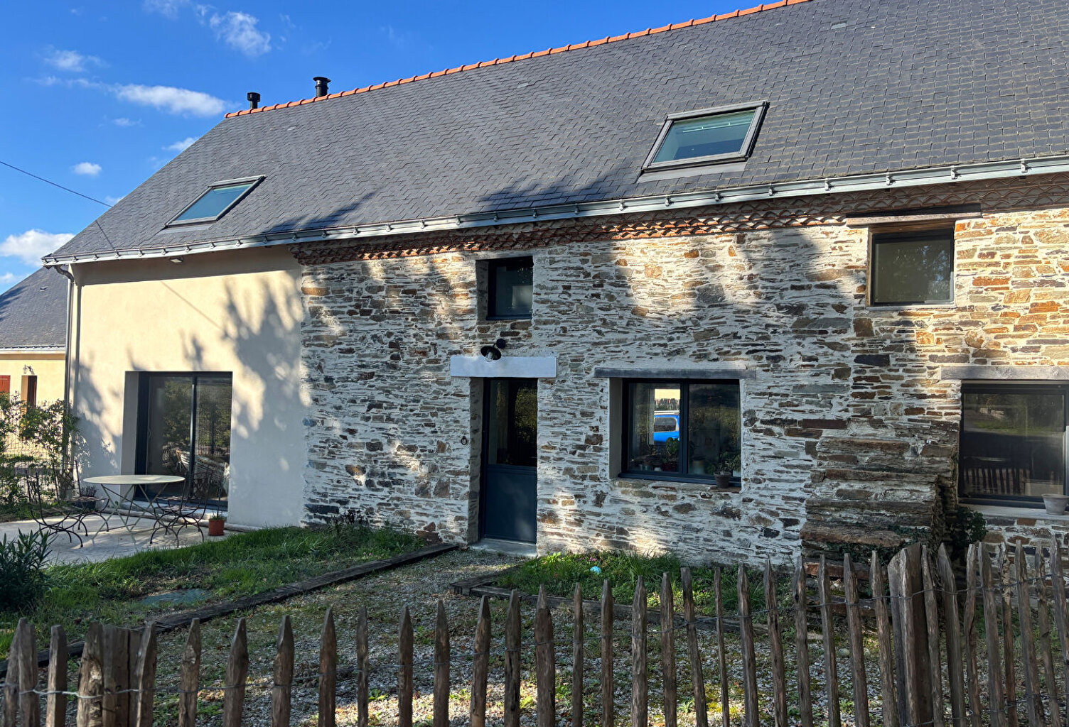 Maison Saint Mars Du Desert — photo 1