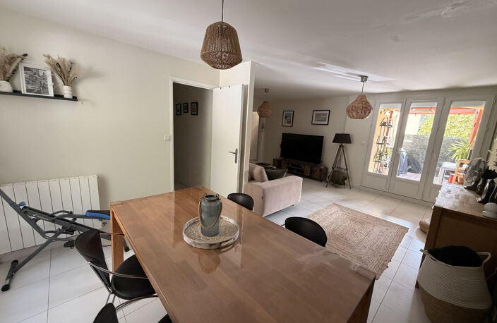 Appartement T3/T4 - 78 m2 - Hyères — photo 3