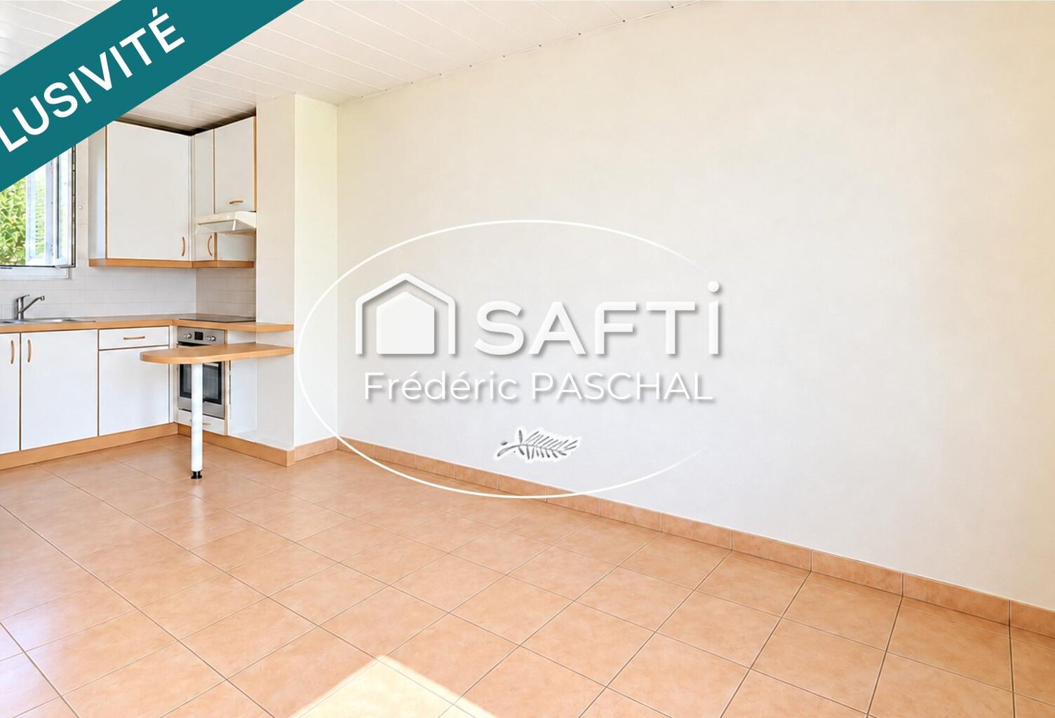 Studio de 21 m² - Proche SNCF / T2 Suresnes — photo 1