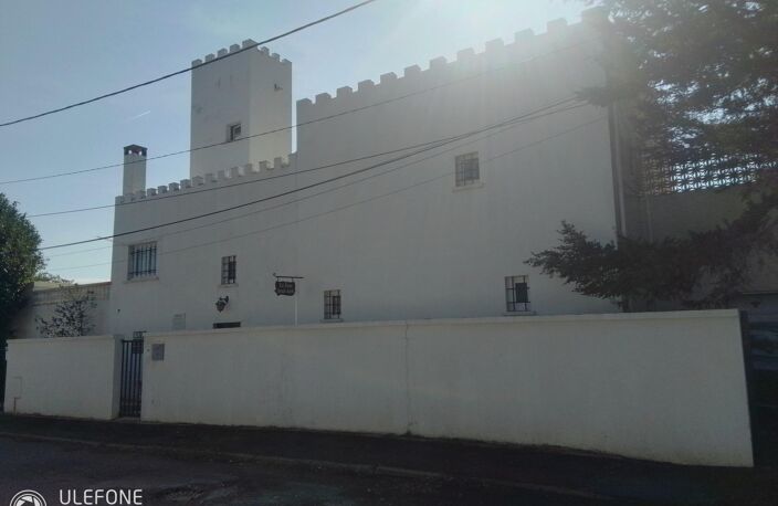 Maison ancienne atypique et maisonnette annexe — photo 3