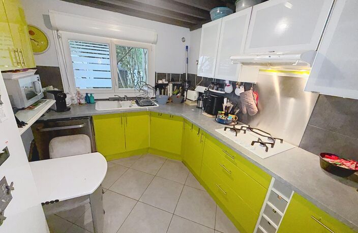 Très bon état général, lumineux, 4 chambres, quartier recherché, — photo 2