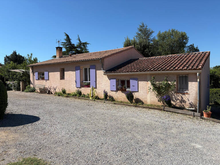 À Gréoux-Les-Bains, maison de plain-pied avec studio indépen — photo 1