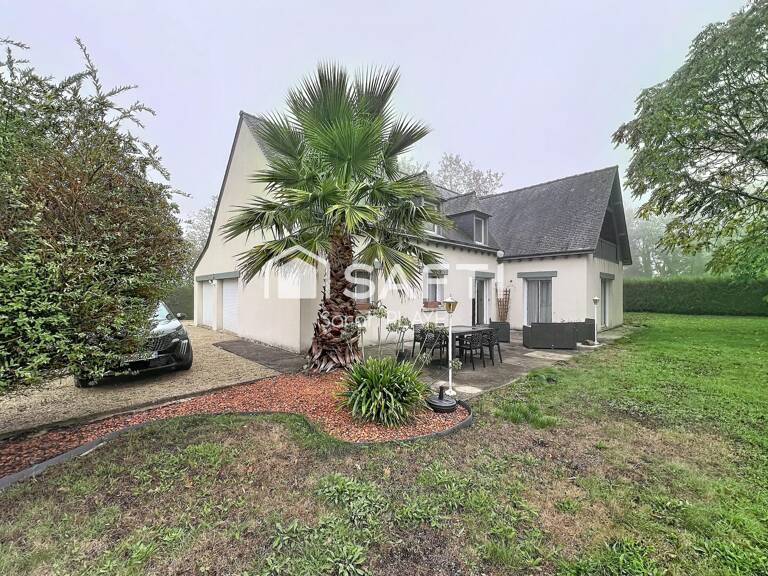 Maison familiale 153m2 double garage 52m2 et un garage annexe — photo 1