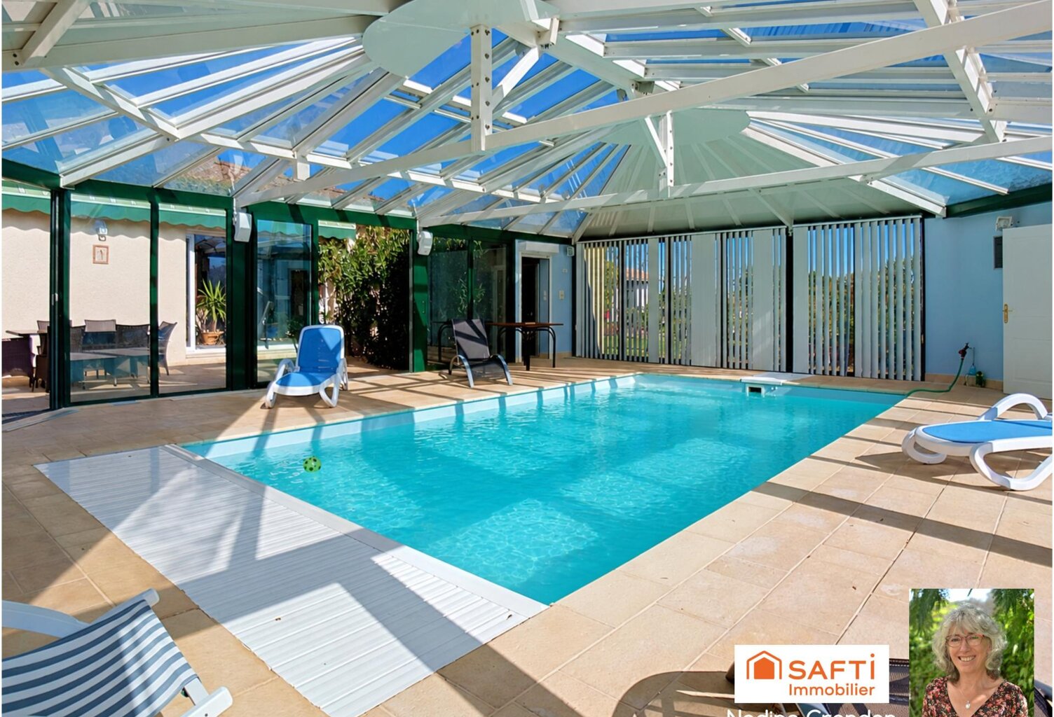 Plain-pied avec piscine intérieure et sauna — photo 1