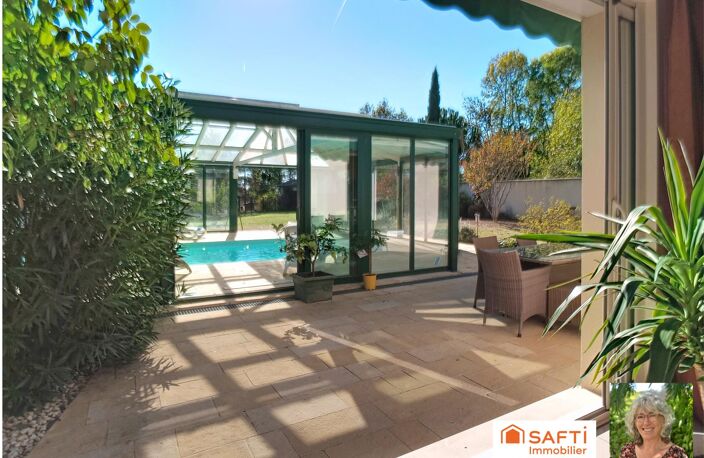 Plain-pied avec piscine intérieure et sauna — photo 3