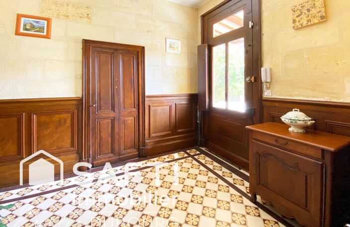 VAYRES - Maison de caractère en pierre avec piscine chauffée et beaux volumes ! — photo 5