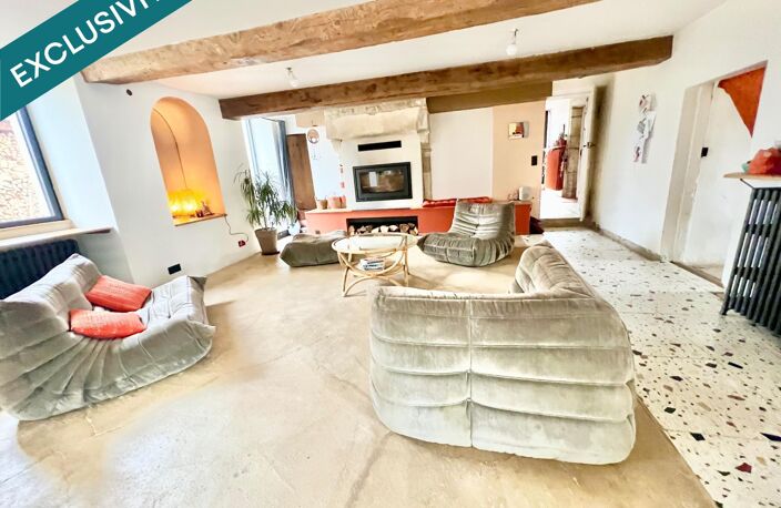 Rare à Fleurey-sur-Ouche : Vaste maison de caractère offrant 5 chambres (potentiel 6 et plus), sous-sol total, combles aménageables et extérieur avec terrasse. — photo 3