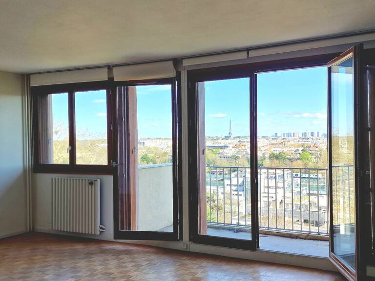GRAND APPARTEMENT T2 AVEC BALCONS PARKING ET CAVE — photo 1