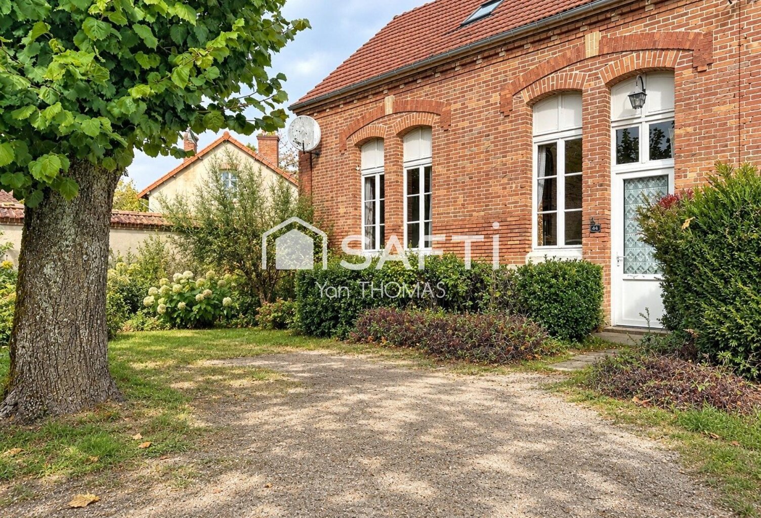 Ancienne école à rénover — photo 1