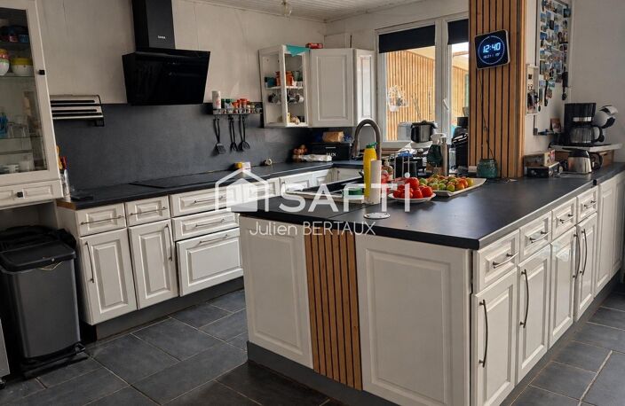 MAISON FAMILIALE DE 167 m², 4 CHAMBRES, GARAGE ET JARDIN — photo 4