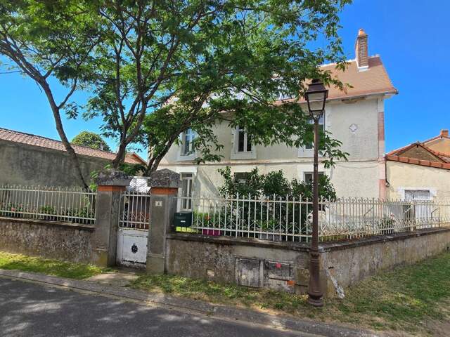 TERRAIN CLOS — photo du bien