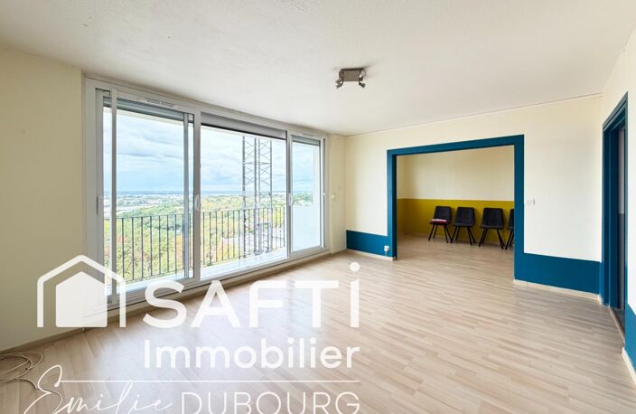 Cenon  Appartement lumineux avec vue panoramique sur Bordeaux — photo 2
