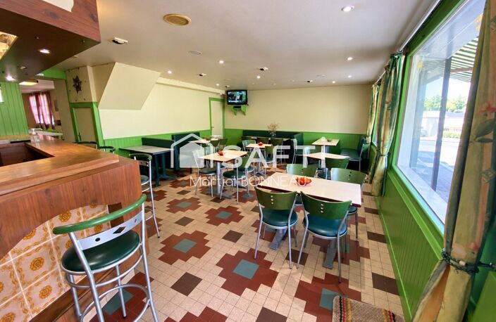 Au cœur du bourg, donnez vie à vos projets immobiliers ! — photo 4