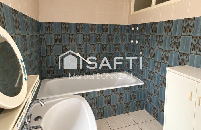 Au cœur du bourg, donnez vie à vos projets immobiliers ! — photo 5