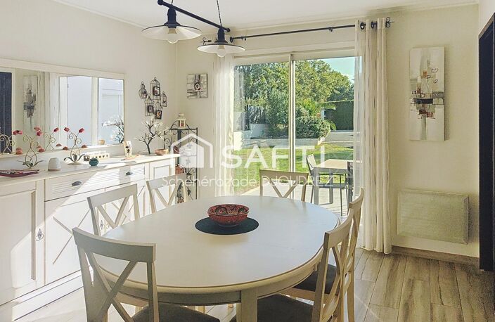 MAISON DE 123 M² - 6 PIECES - GARAGE / CAVE / PREAU - TERRAIN 983 M² — photo 2