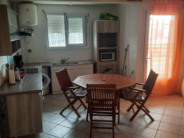 Appartement F2 en Résidence sécurisée et — photo du bien