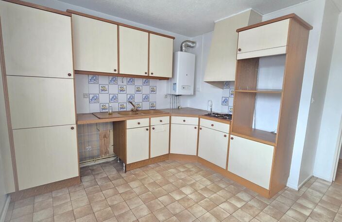 appartement T3 avec cave, parking et grand balcon — photo 5