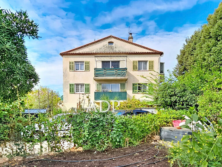 GRASSE SAINT-JACQUES - DERNIER ÉTAGE AVEC JARDIN, GARAGE ET CO — photo 1