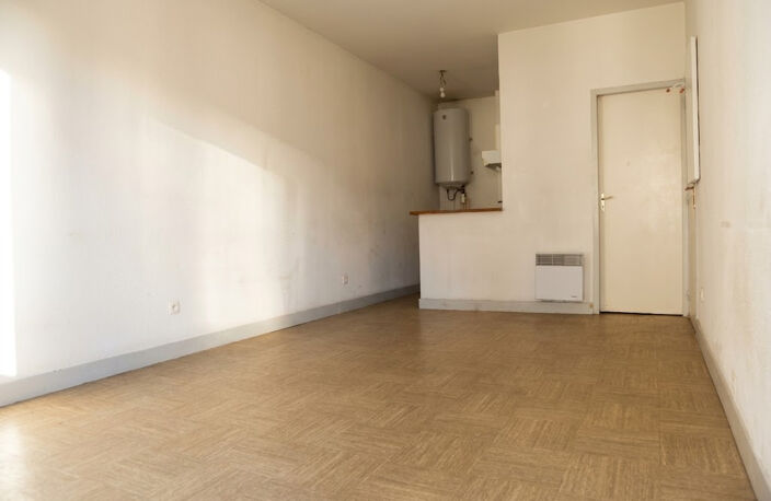Bx Victoire - T2 (36m2) dans immeuble pierre - — photo 5
