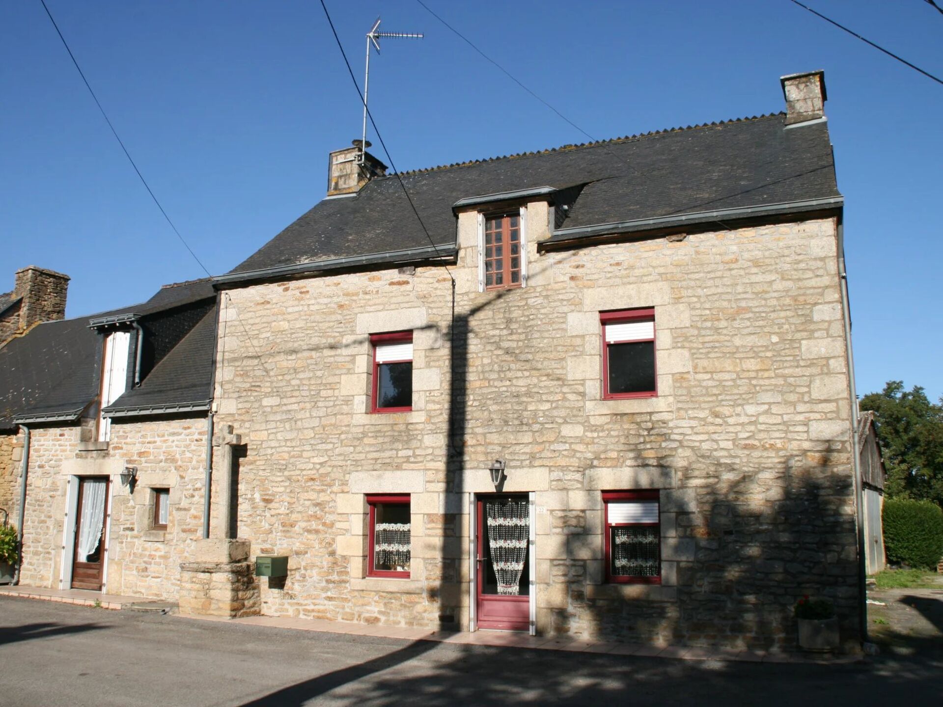 Maison 6 pièces 122 m² · à Saint-Servant · 122 m² · 199 990 €