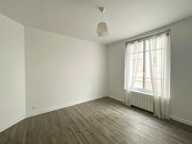 A LOUER - APPARTEMENT DE 2 PIECES AVEC PARKING — photo 2
