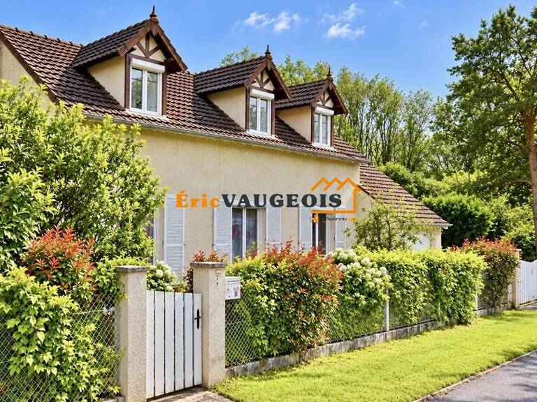 Maison 104 m² DPE:C - Terrain 550 m² à Guérard 77580 — photo 1