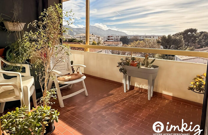 T3 + vue dégagée  8ième-9ième, balcon + parking — photo 2