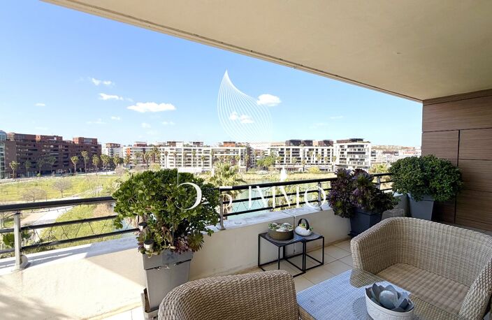 MAGNIFIQUE 4 PIECES / PORT MARIANNE — photo 4
