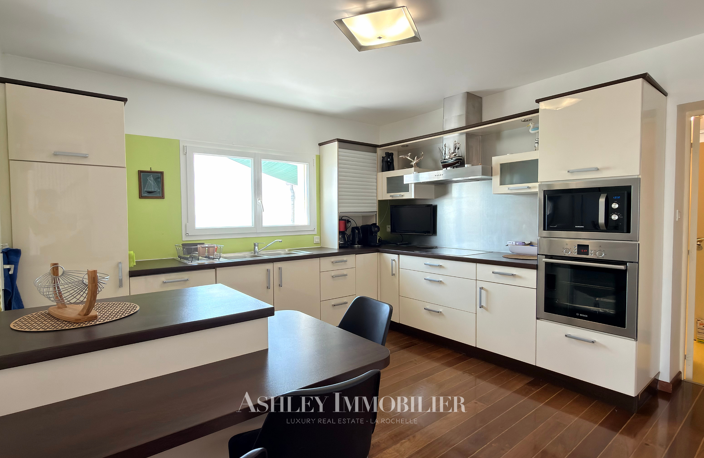 À VENDRE  MAISON VUE MER - 5 KM DE LA ROCHELLE — photo 4