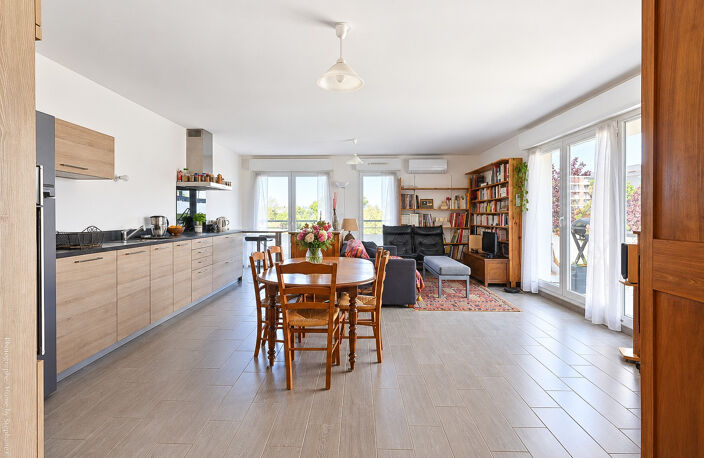 T4 RECENT 92 m2  TERRASSES 106 M2 GARAGE DOUBLE Marseille 9e — photo 4