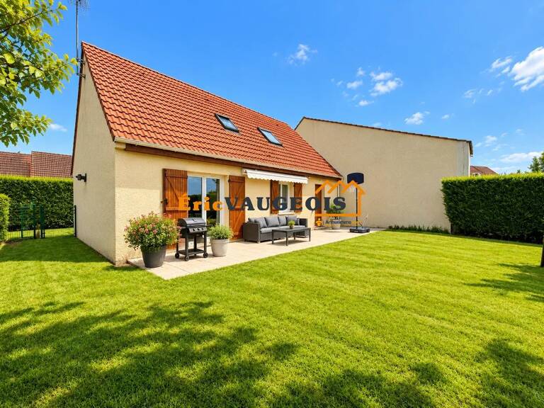 Maison 92m²-DPE:C-Terrain 570m² à Chevru — photo 1