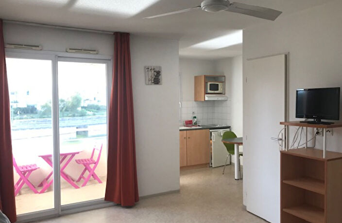 Appartement La Rochelle 1 pièce(s) 32 m2 — photo 4