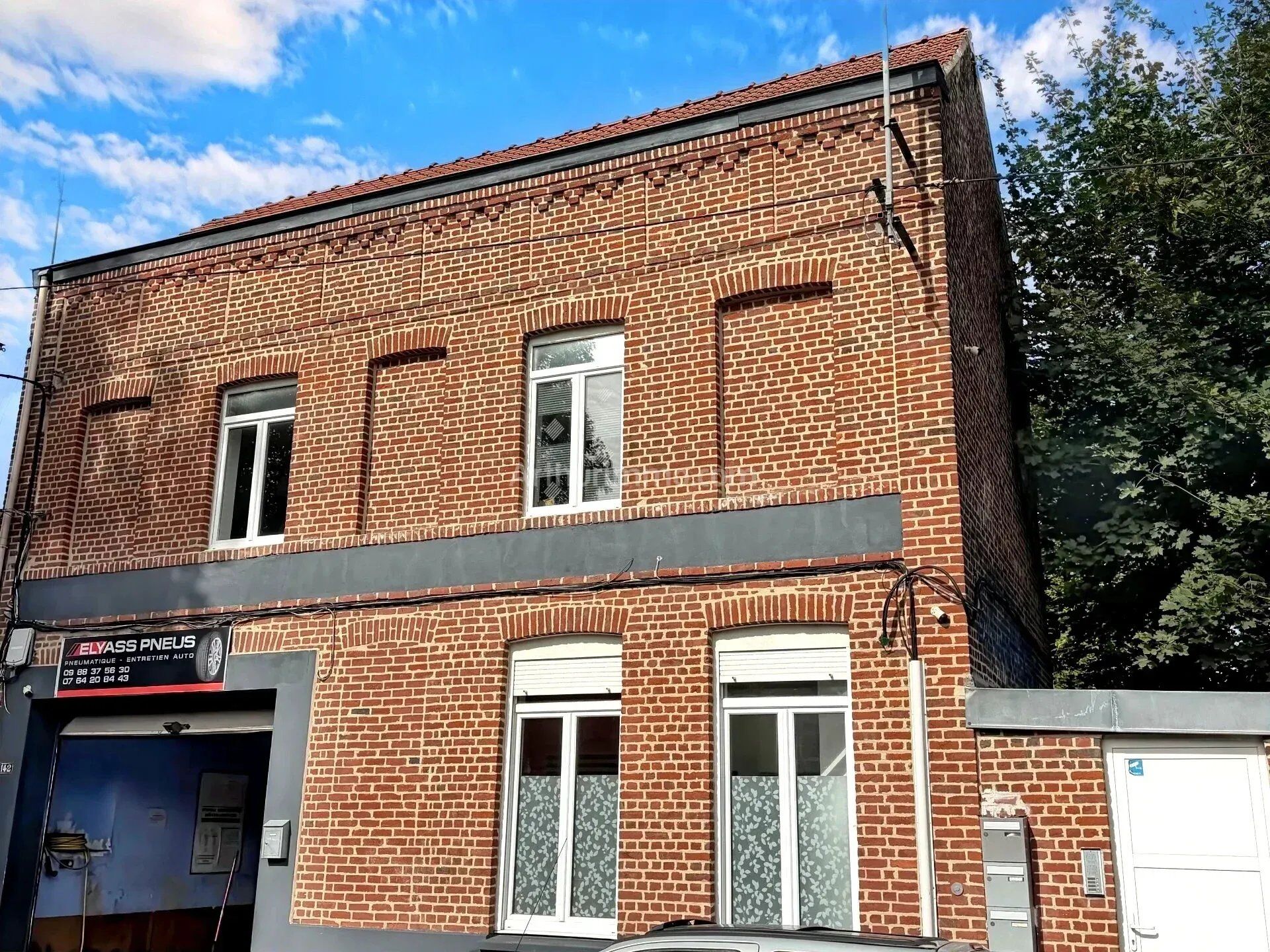 Immeuble 7 pièces 193 m² · à Lille · 193 m² · 415 000 €