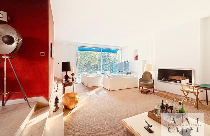 Maison d'architecte de plain pied de 264 m² édifiée sur parcelle de près de 1000 m². — photo 5