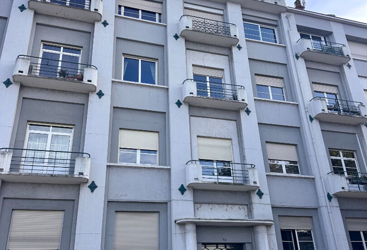 VIENNE sous-préfecture - Vue sur Rhône - Appartement de caractère - 134 m² - 6 pièces — photo 1