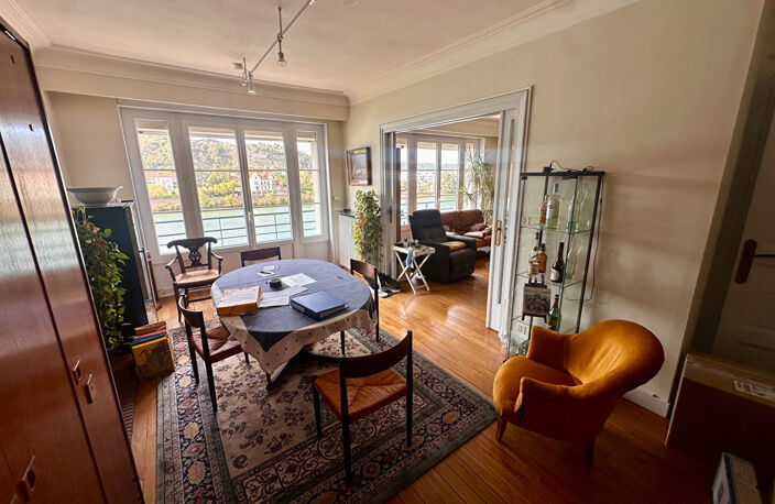 VIENNE sous-préfecture - Vue sur Rhône - Appartement de caractère - 134 m² - 6 pièces — photo 4