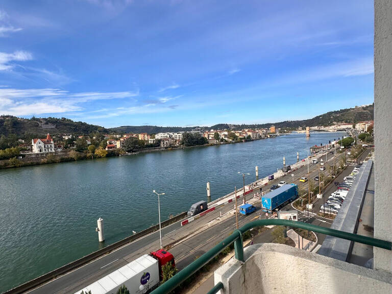 VIENNE sous-préfecture - Vue sur Rhône - Appartement de caractère - 134 m² - 6 pièces — photo 1