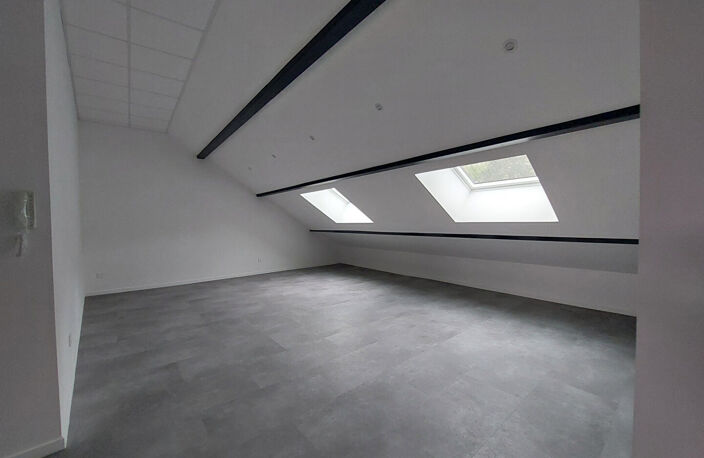 Local professionnel / commercial (100m2) - RODEZ — photo 3