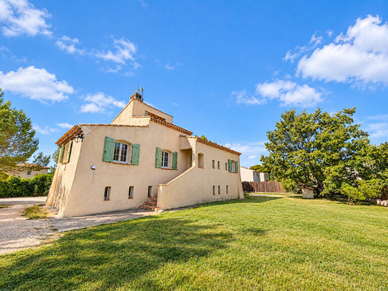 EGUILLES - Villa de 115m² sur 2186 m² de terrain — photo 1